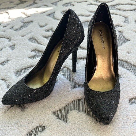 Sole Society Black Glitter Heel​ - Picture 1 of 4